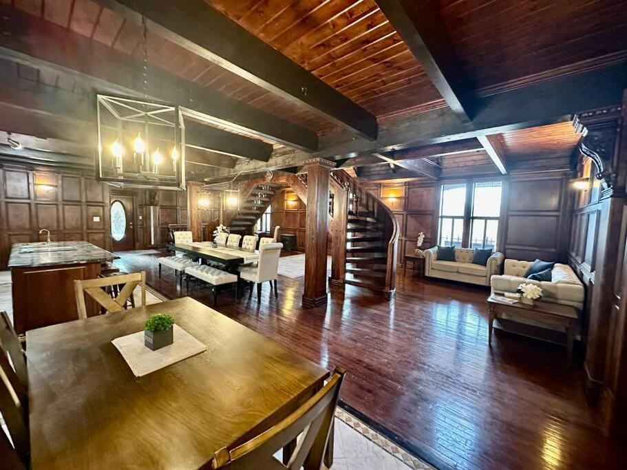 5 Bedroom Estate Near Casino And Downtown Bristol Eksteriør bilde